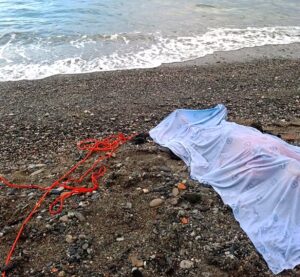 cadavere spiaggia pellaro