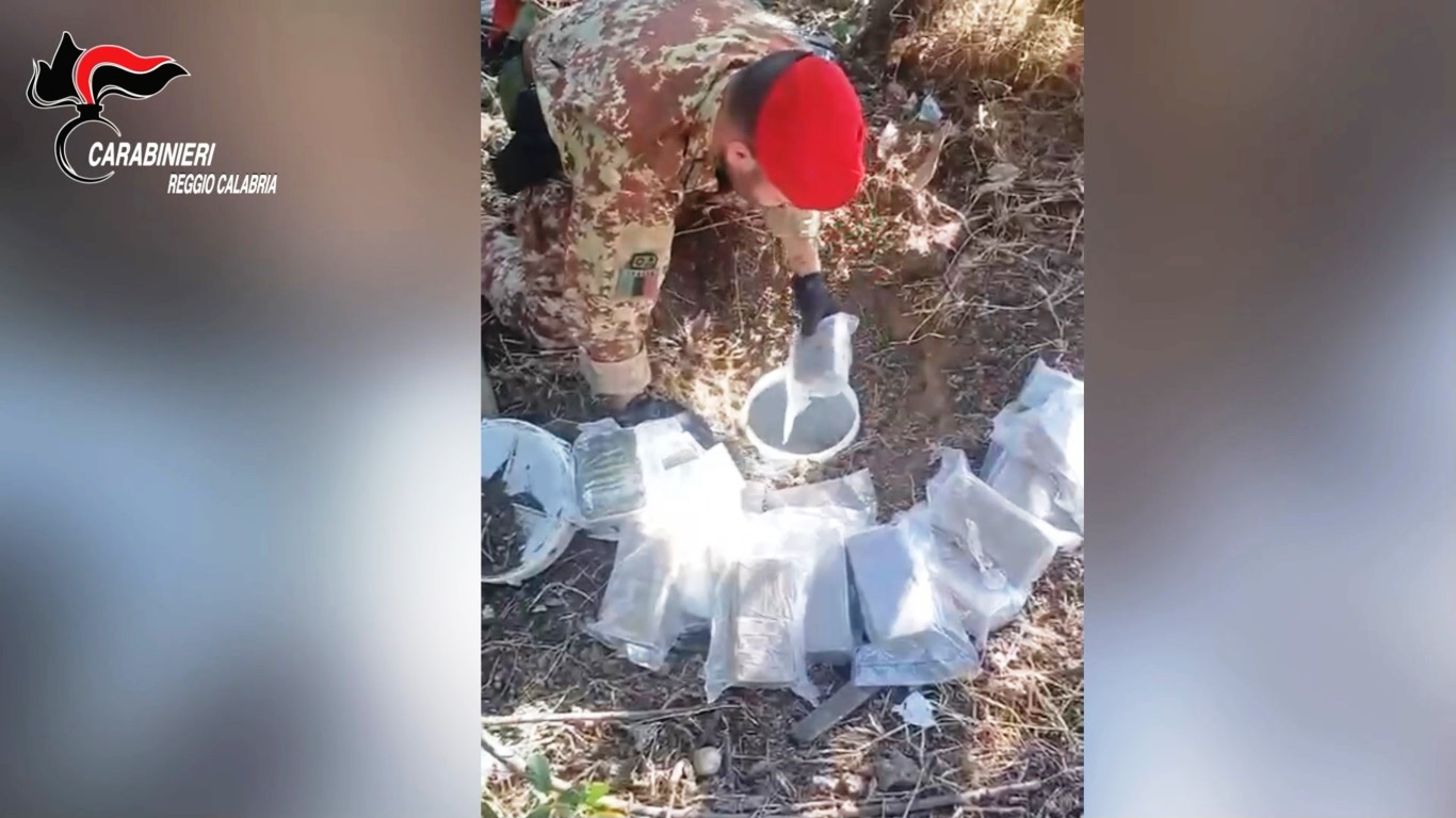 carabinieri reggio calabria droga gioiosa ionica