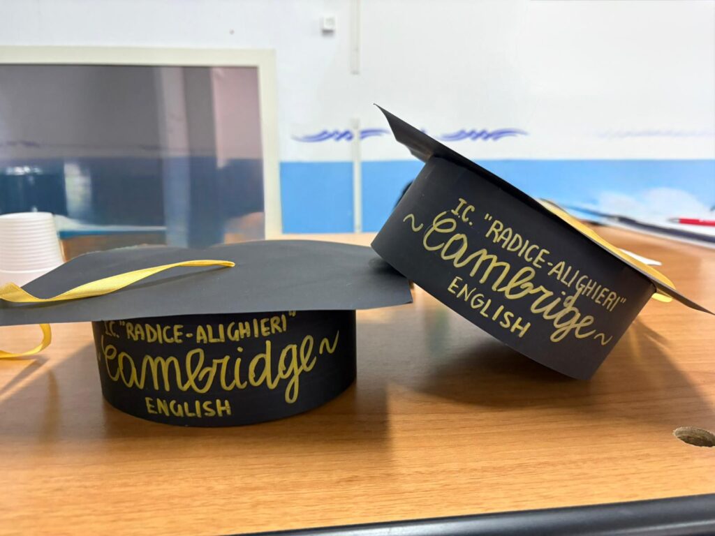 consegna certificati cambridge scuola radice alighieri