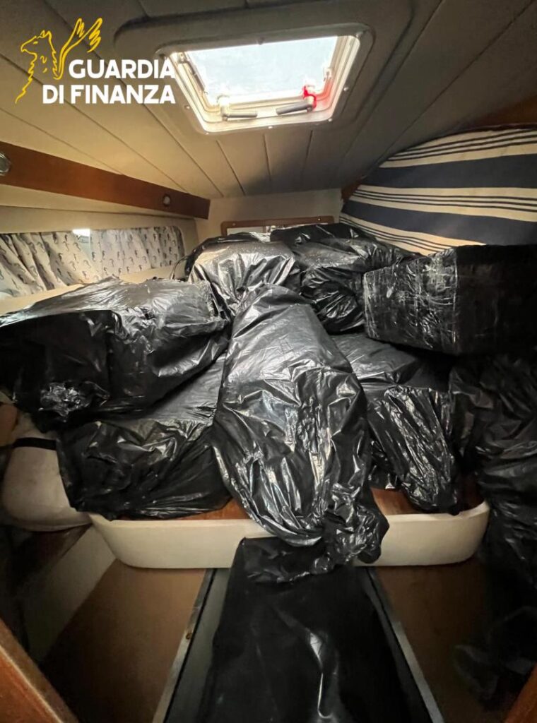 corallo rosso sequestrato sicilia