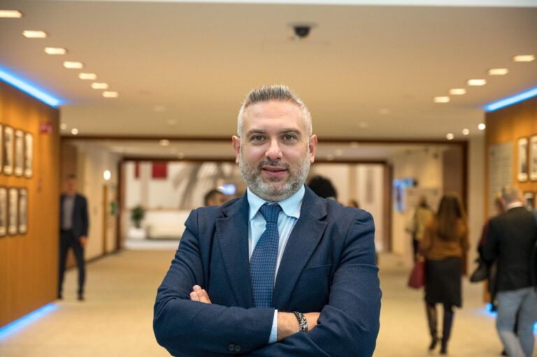 denis nesci