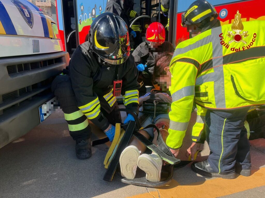 esercitazione terremoto vigili del fuoco