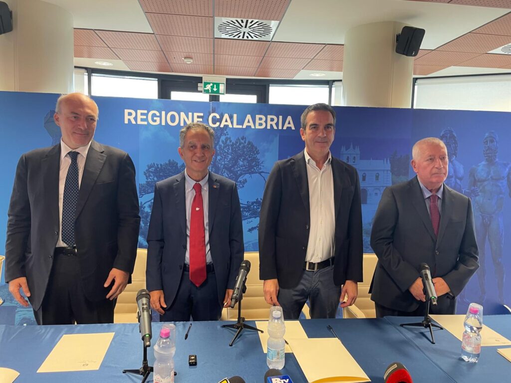 firma protocollo nuovo ospedale di Rende