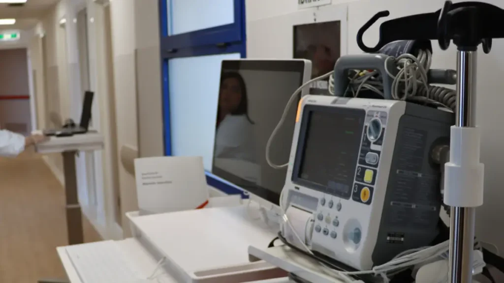 inaugurati i nuovi reparti all’Ospedale di Cosenza