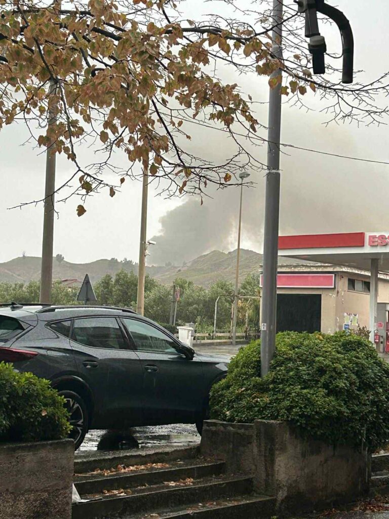 incendio catanzaro maltempo