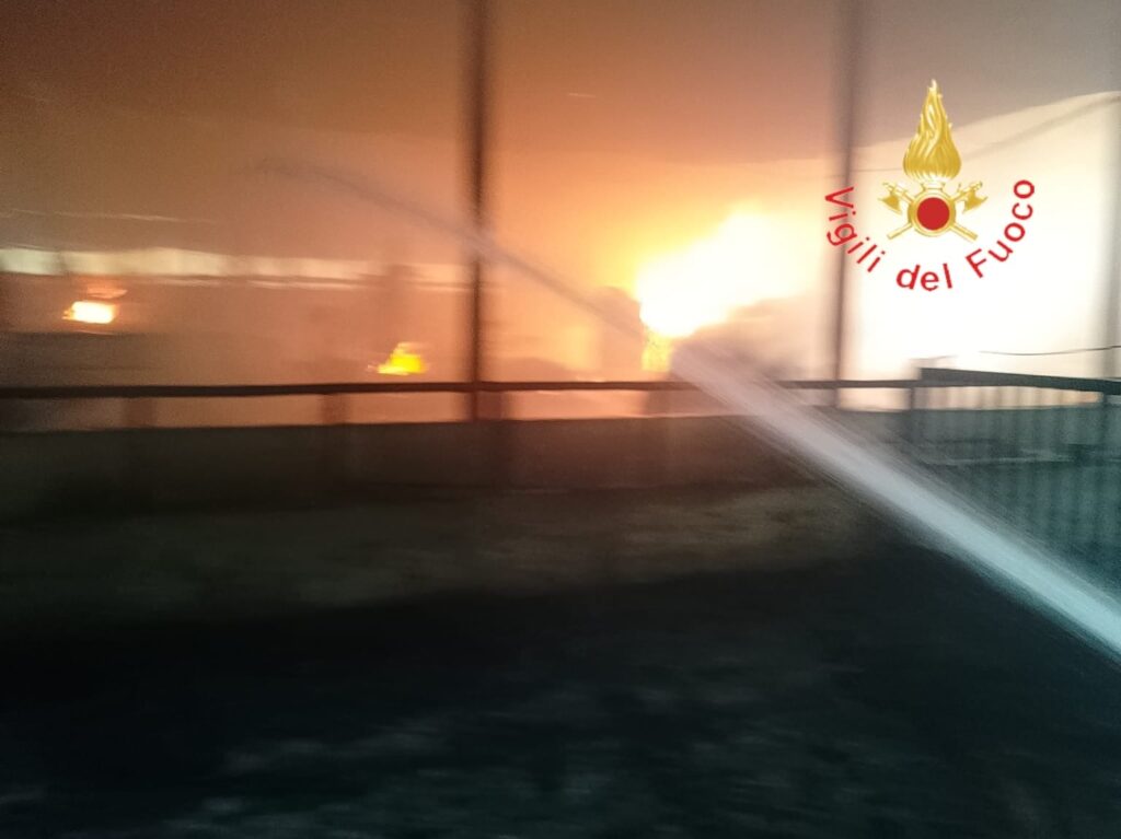 incendio catanzaro maltempo