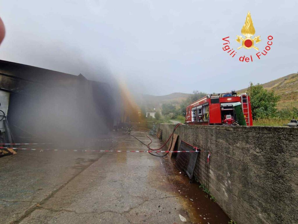 incendio catanzaro maltempo