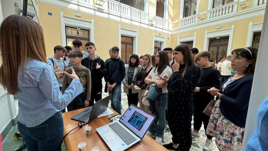 laboratori cosmos 2025