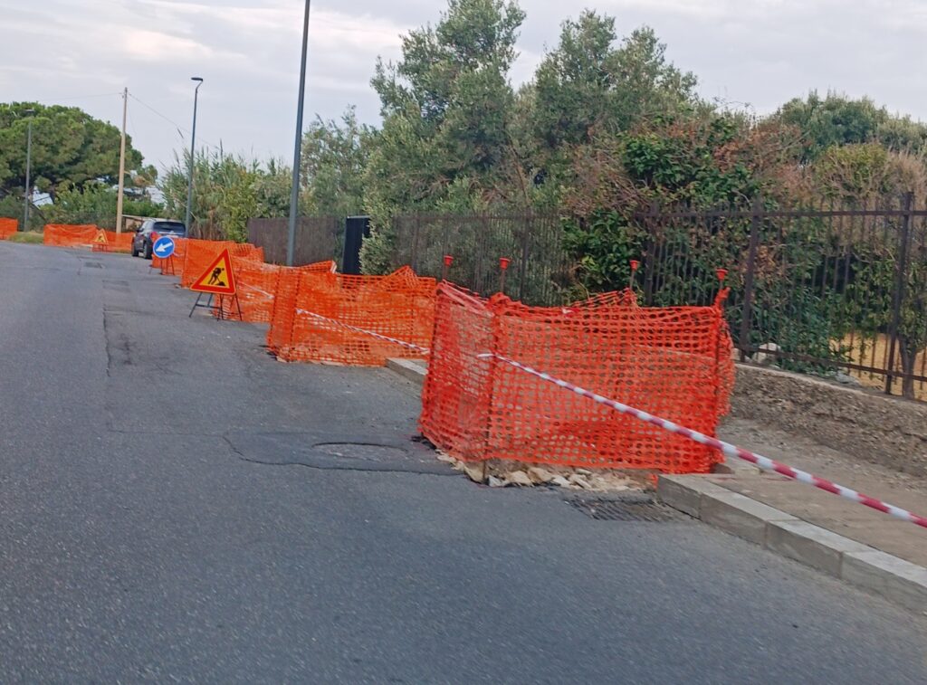 lavori strada a pellaro