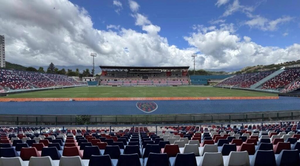 progetto nuovo stadio marulla cosenza