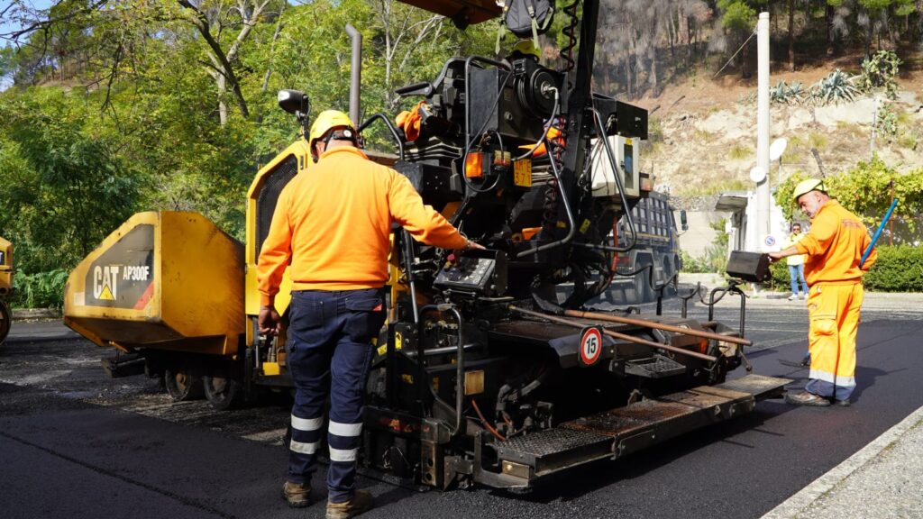 strada riasfaltata a cataforio