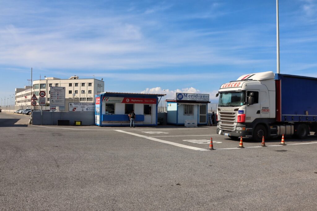 tir porto reggio calabria