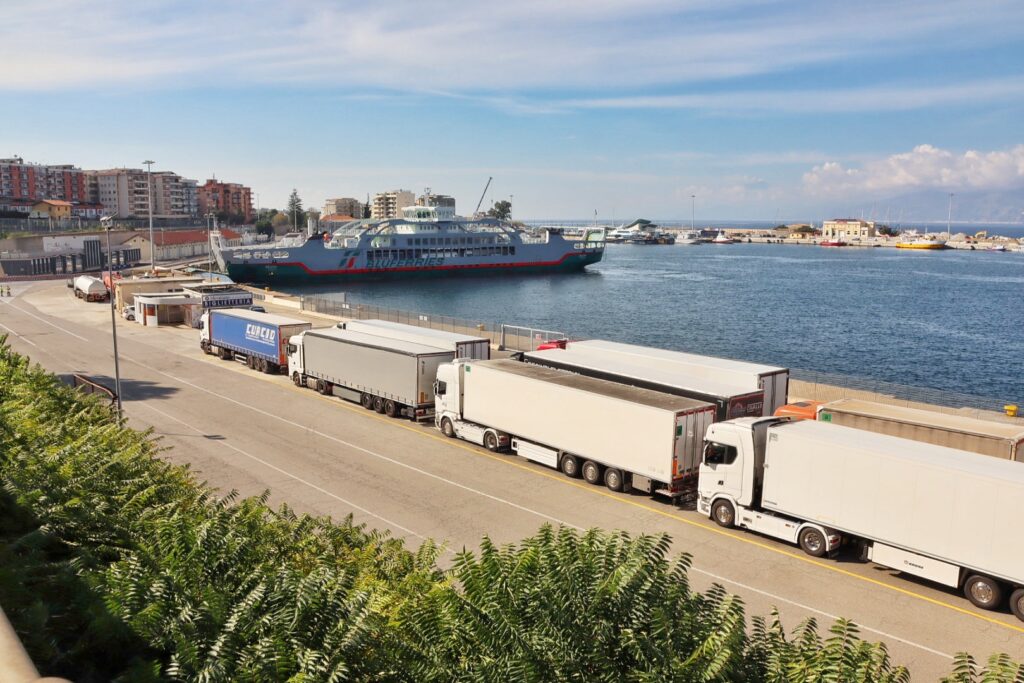 tir porto reggio calabria