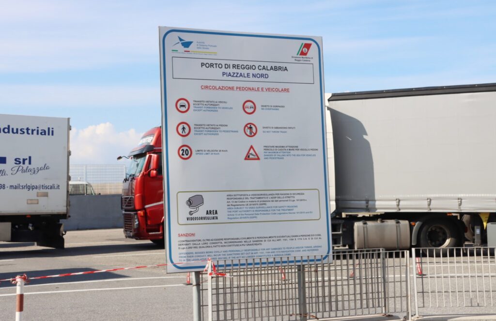 tir porto reggio calabria