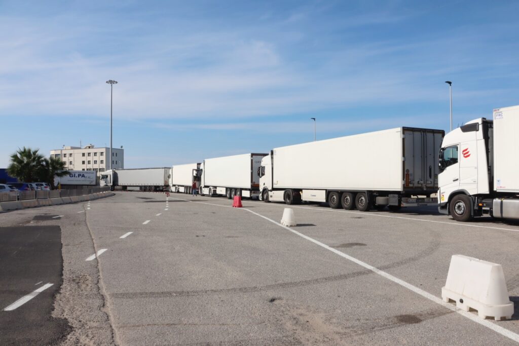 tir porto reggio calabria