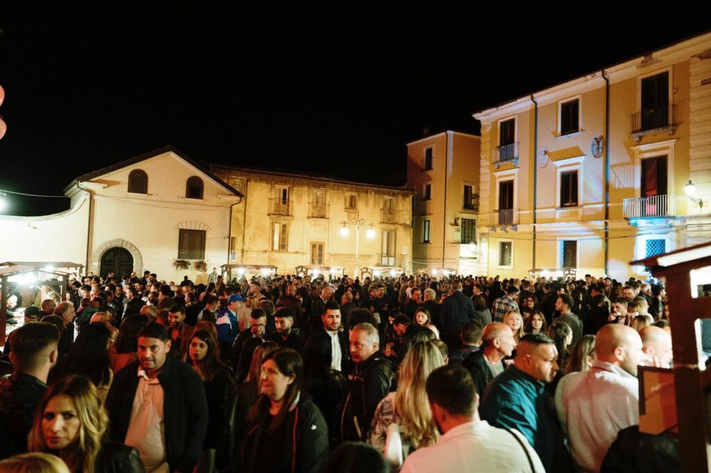 vicoli diVini pubblico
