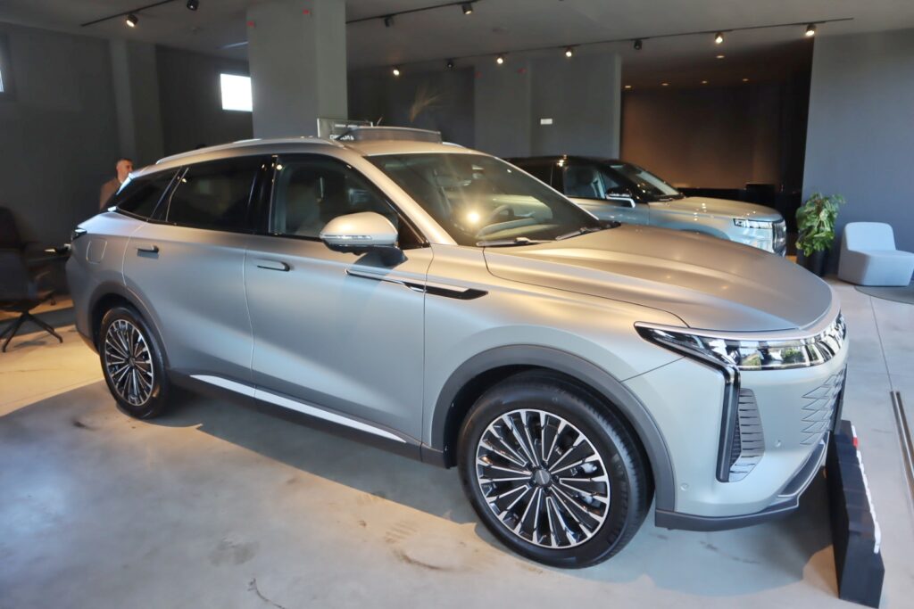 Auto Omoda 9 da New Car