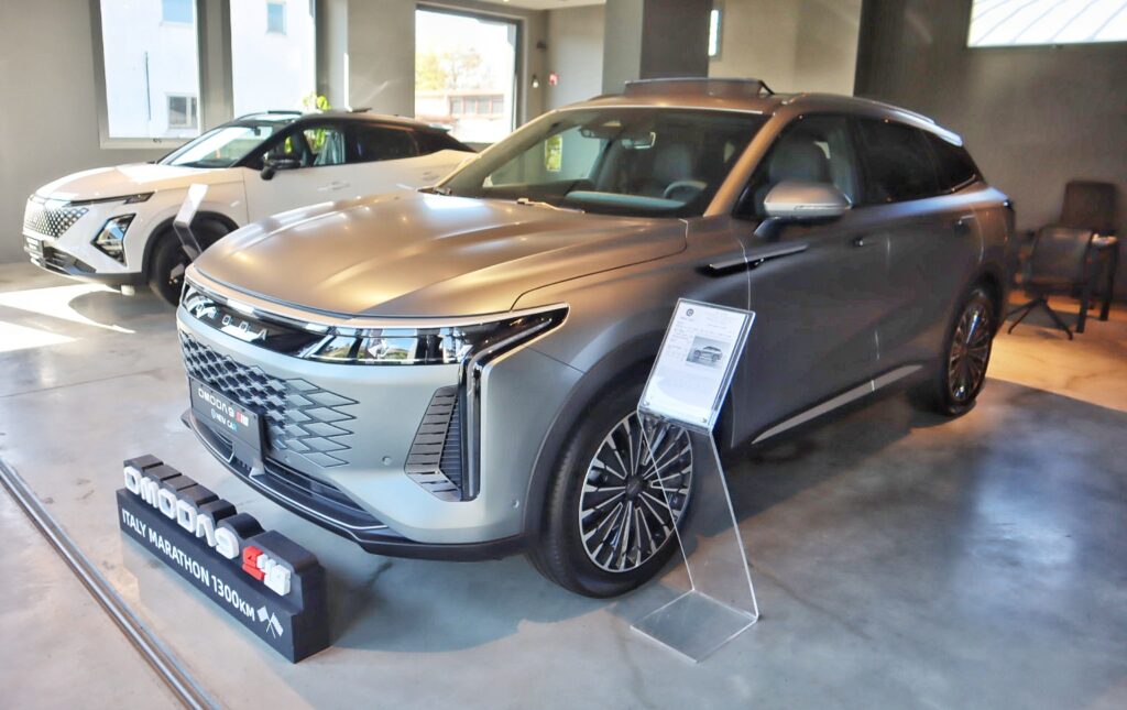 Auto Omoda 9 da New Car