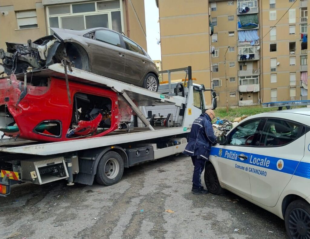 Carcasse auto Catanzaro
