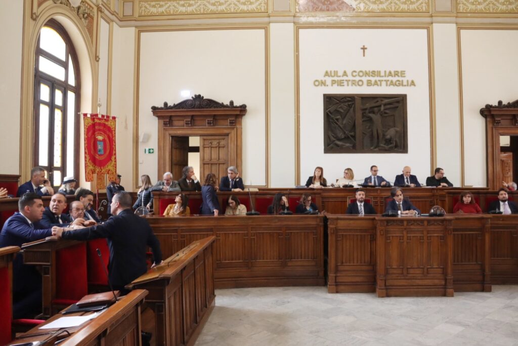 Consiglio Comunale Reggio Calabria lunedì 17 novembre 2025
