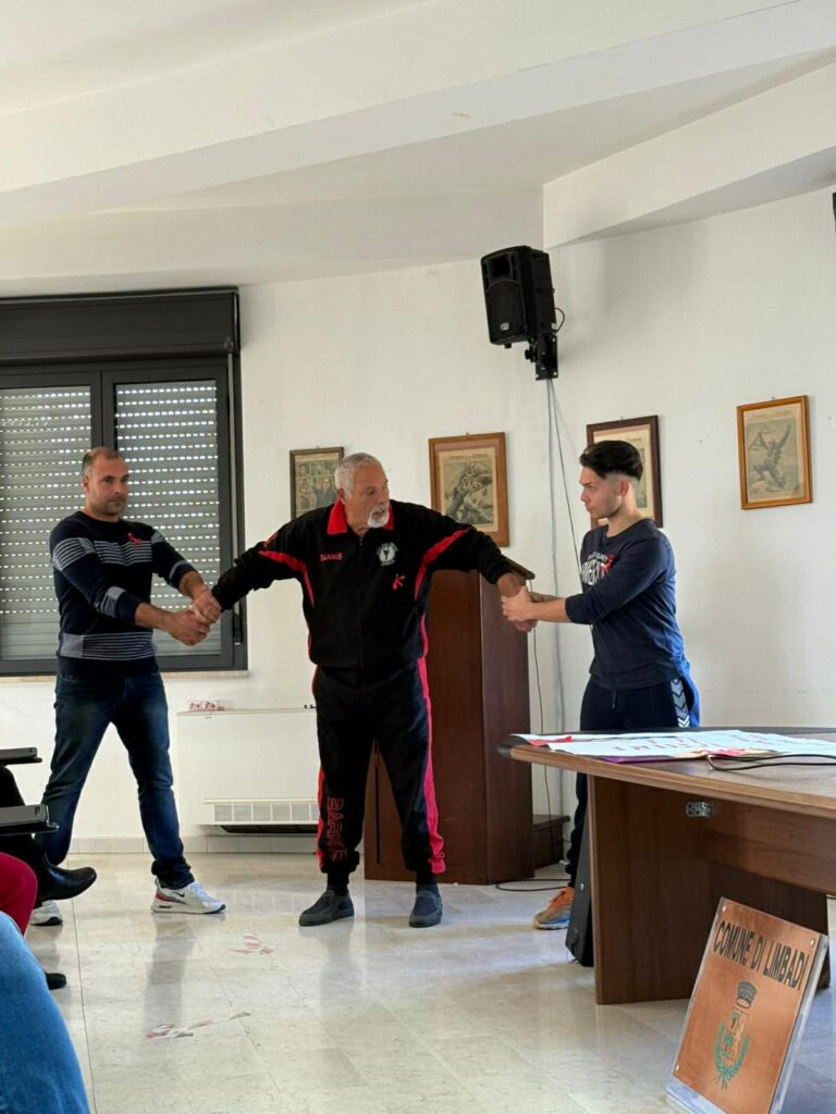 Contro la violenza sulle donne a Limbadi