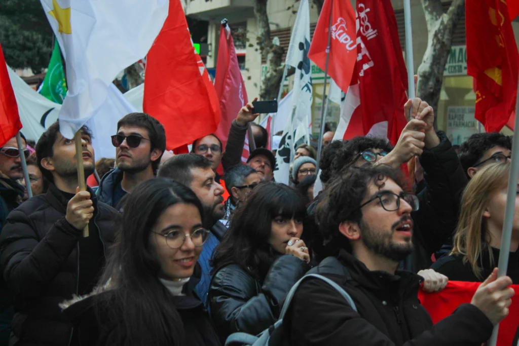 Corteo No Ponte a Messina