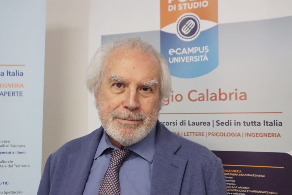 Enzo Siviero alla sede ecampus di Reggio Calabria
