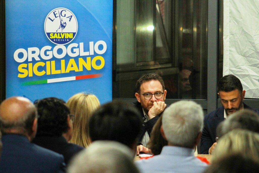 Flash mob pro ponte sullo stretto a Messina