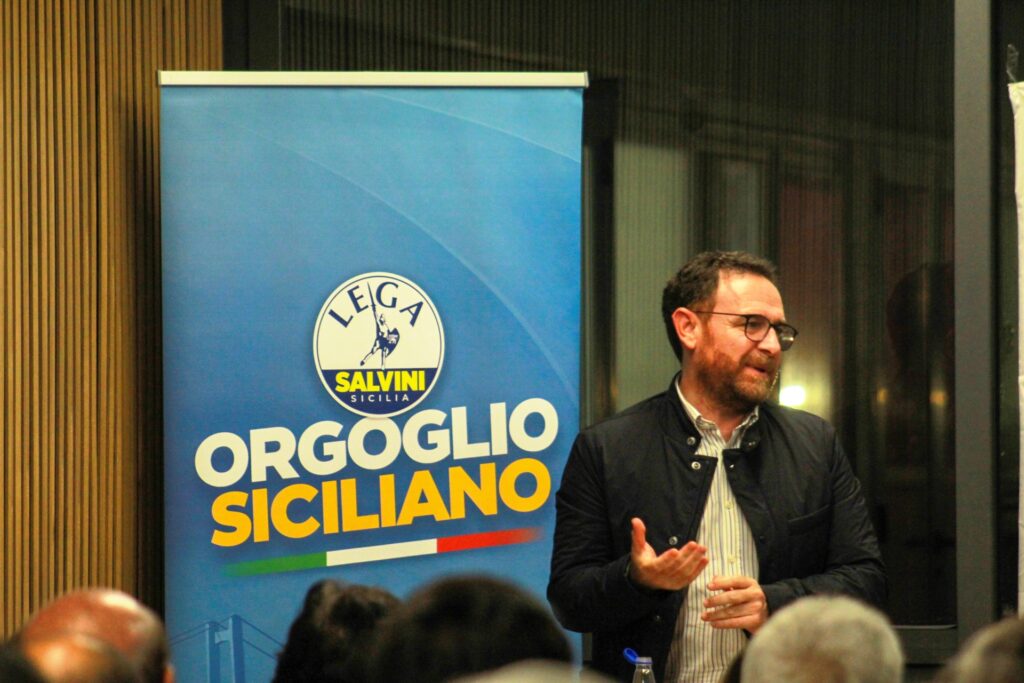 Flash mob pro ponte sullo stretto a Messina