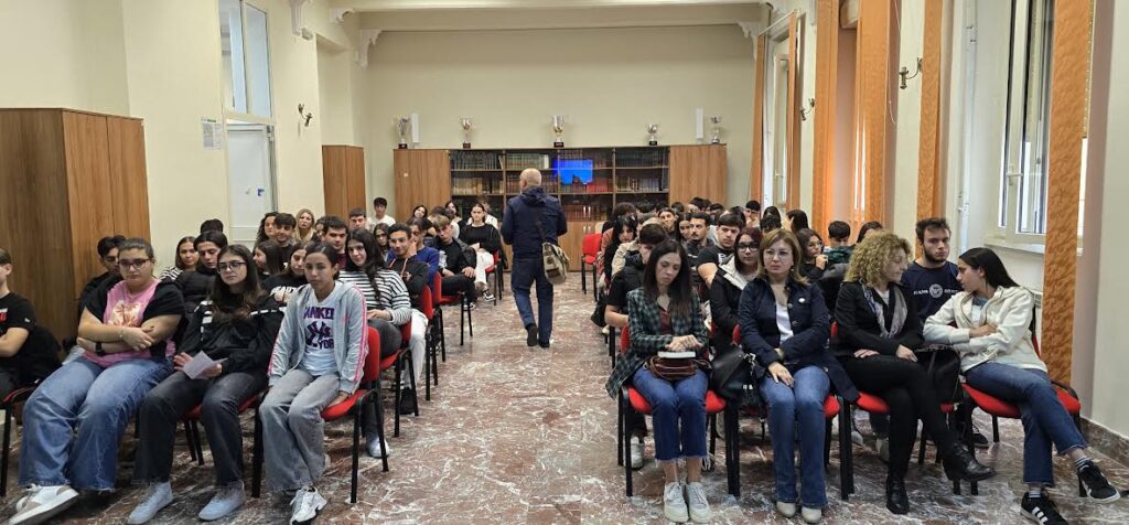 Presentazione Libro Gangemi Scuola Righi