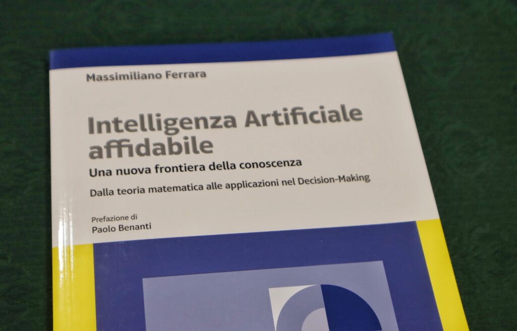 Presentazione libro Prof. Massimiliano Ferrara su Intelligenza Artificiale