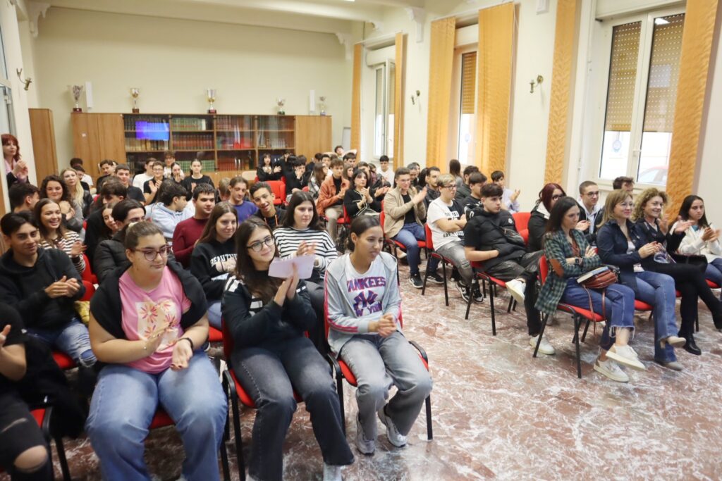 Scuola Righi presentazione libro Gangemi