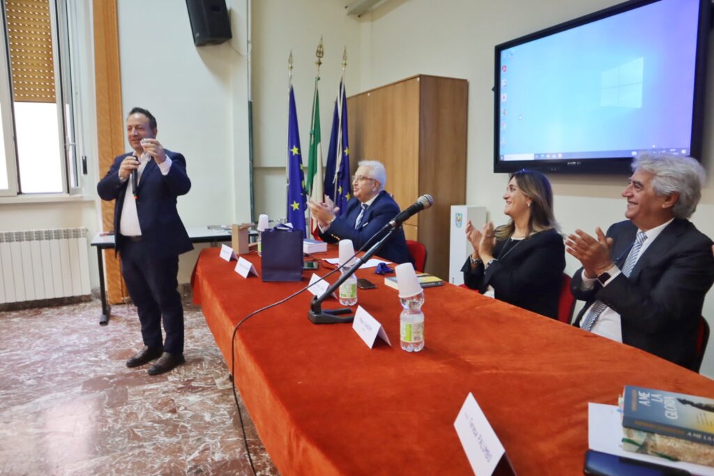 Scuola Righi presentazione libro Gangemi