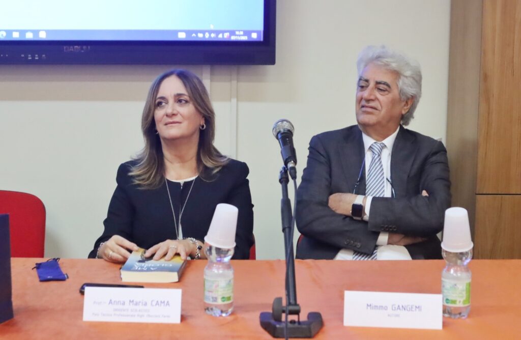 Scuola Righi presentazione libro Gangemi