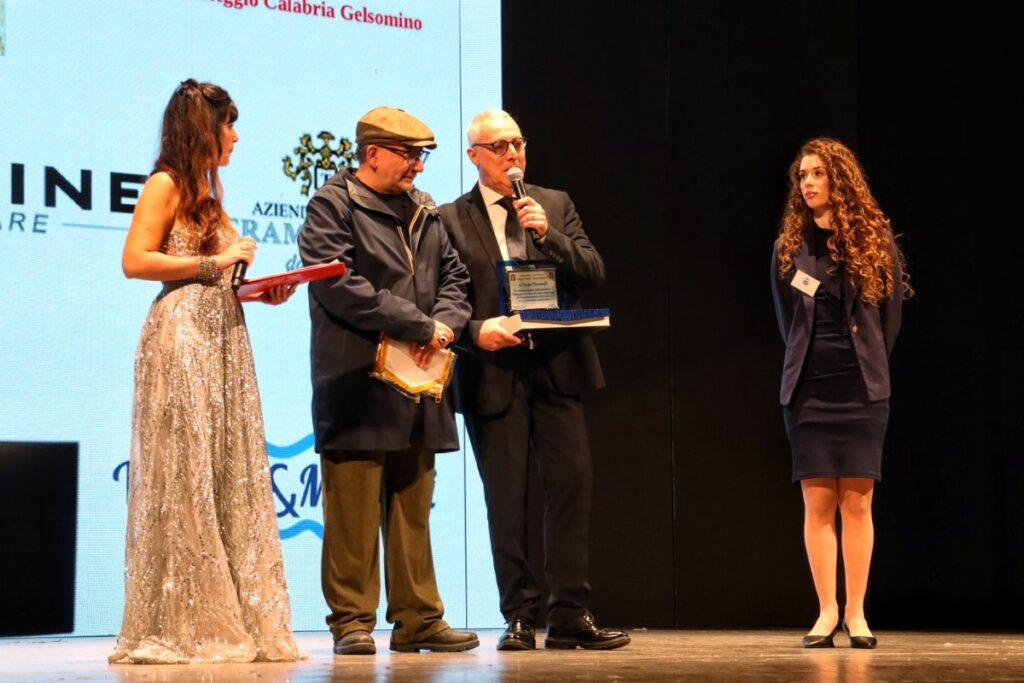 Spettacolo Tra Palco e Realtà Reggio Calabria