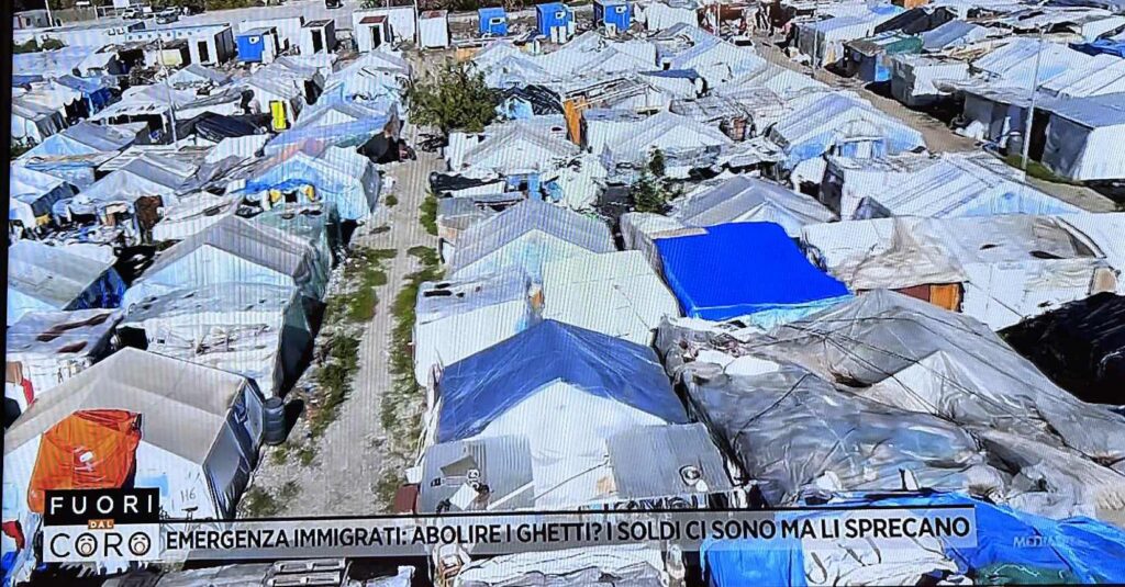baraccopoli san ferdinando fuori dal coro
