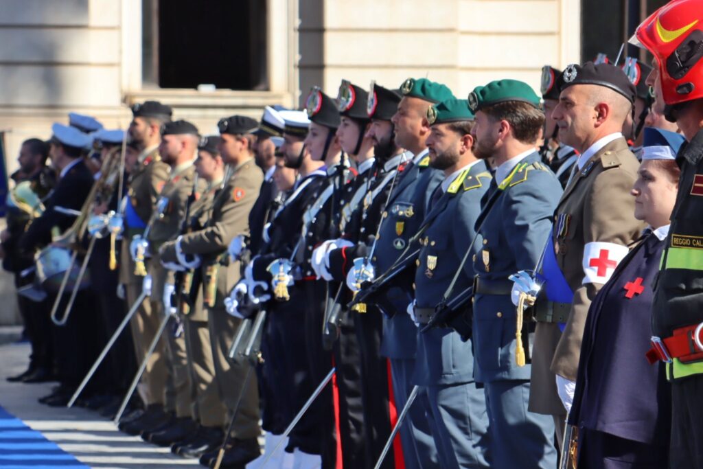cerimonia 4 novembre festa forze armate