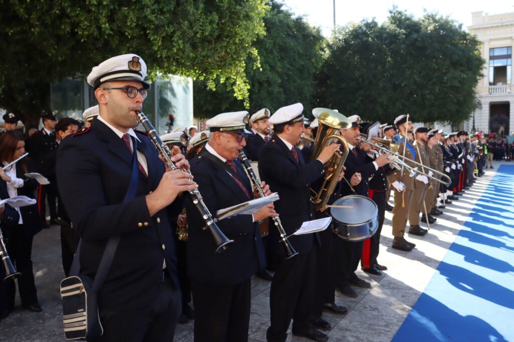 cerimonia 4 novembre festa forze armate