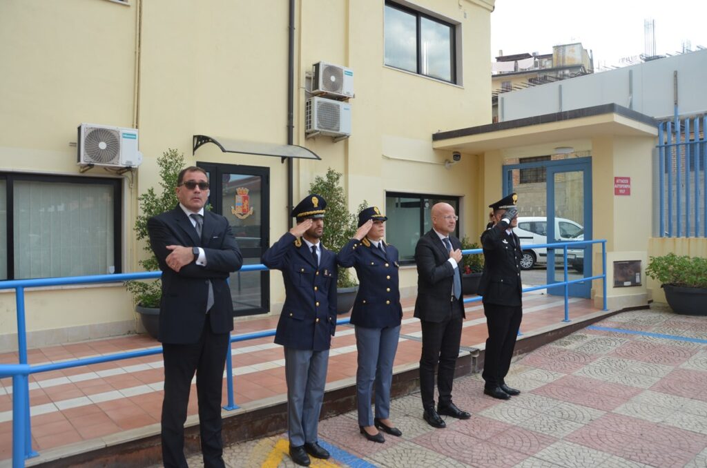 cordoglio poliziotto rimasto vittima in campania