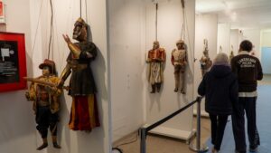 inaugurata mostra Buratto, Fili, Bastoni