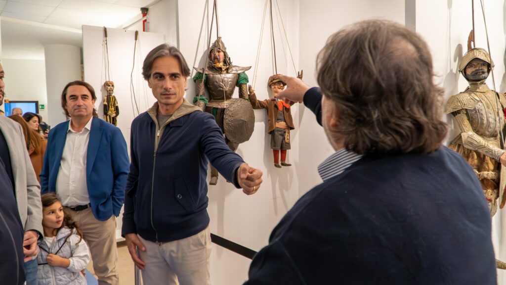 inaugurata mostra Buratto, Fili, Bastoni