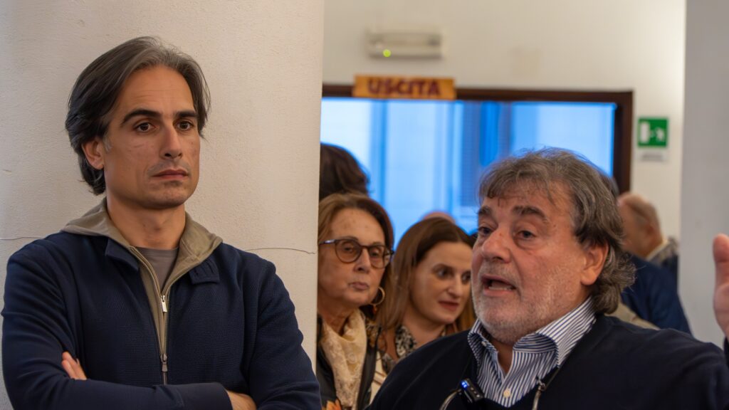 inaugurata mostra Buratto, Fili, Bastoni