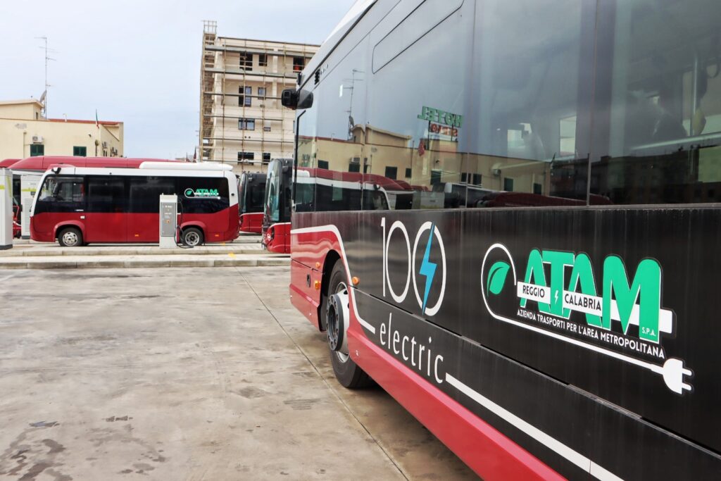inaugurazione bus atam elettrici
