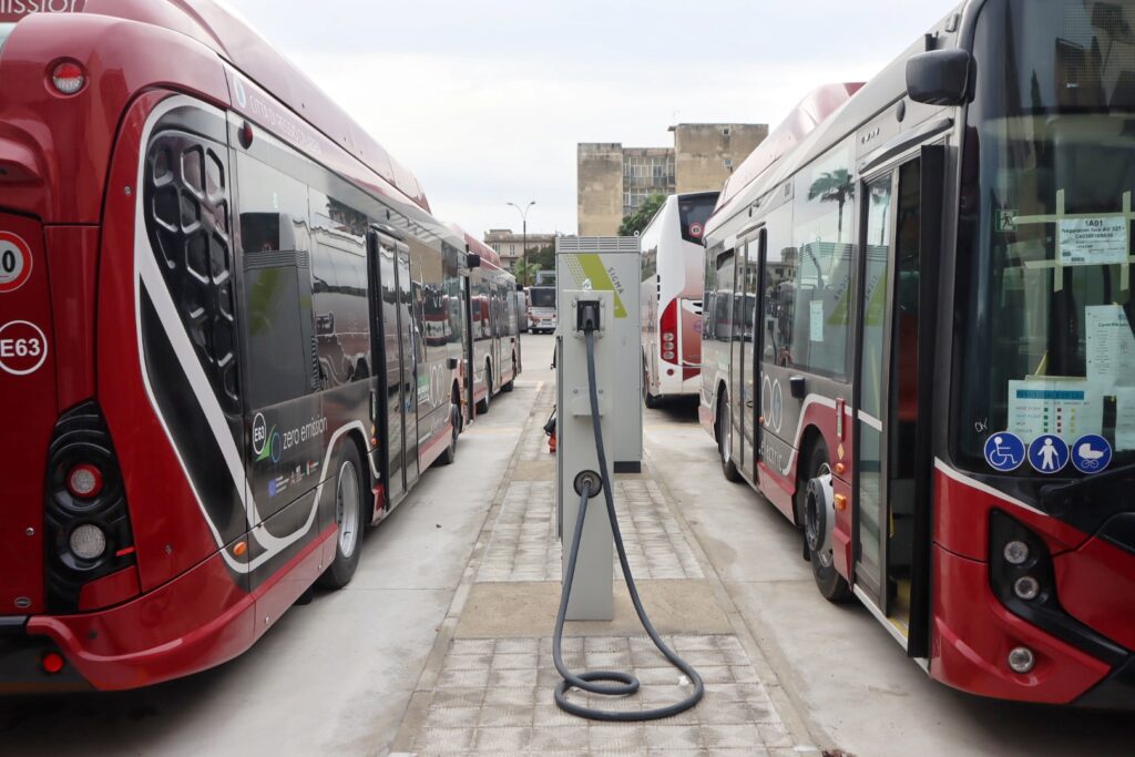 inaugurazione bus atam elettrici