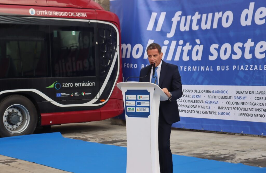 inaugurazione bus atam elettrici
