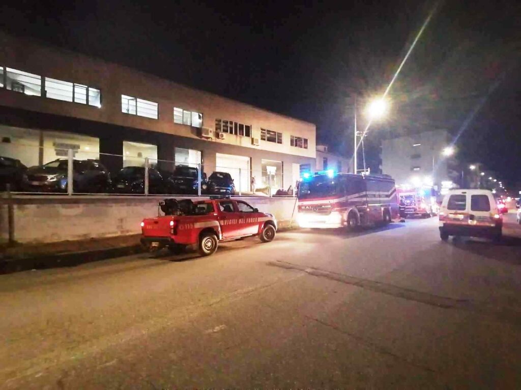 incendio officina gioia tauro