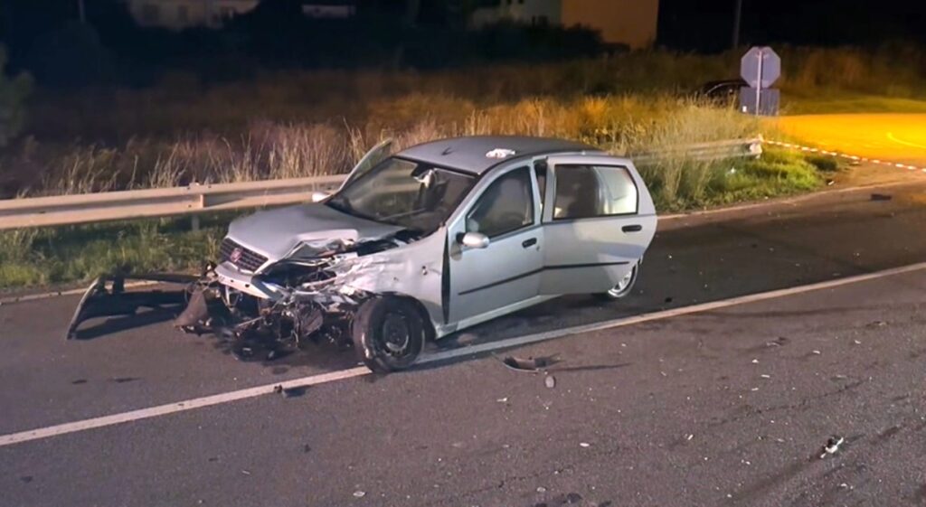 incidente ss106 cosenza