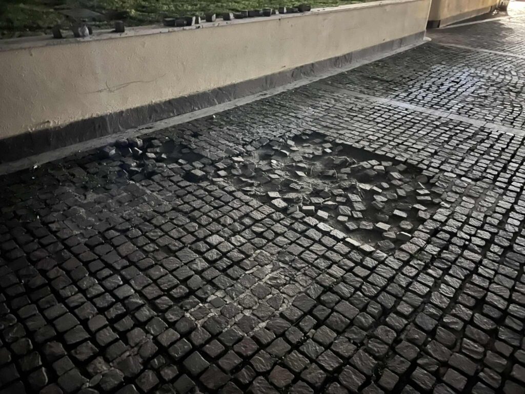 lido comunale al buio