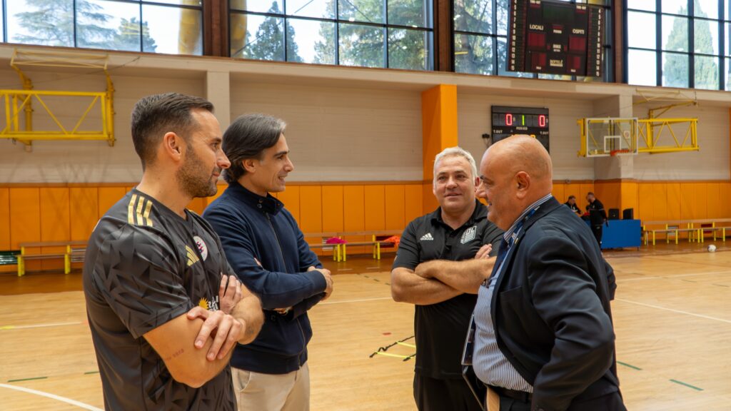 palamazzetto gallinese