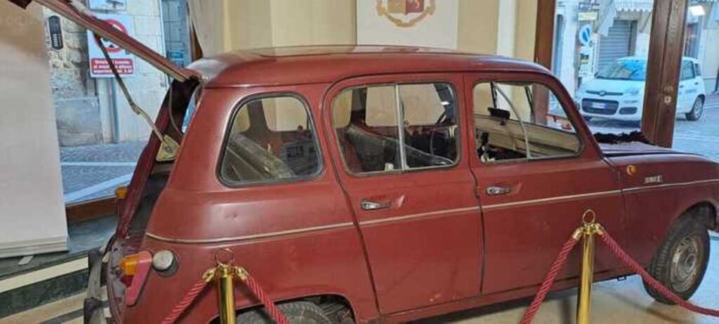 renault 4